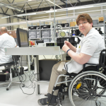 foto de un trabajador con discapacidad